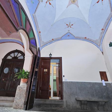 La Casa Dell'Archeologo Acomodação com café da manhã Ercolano Exterior foto